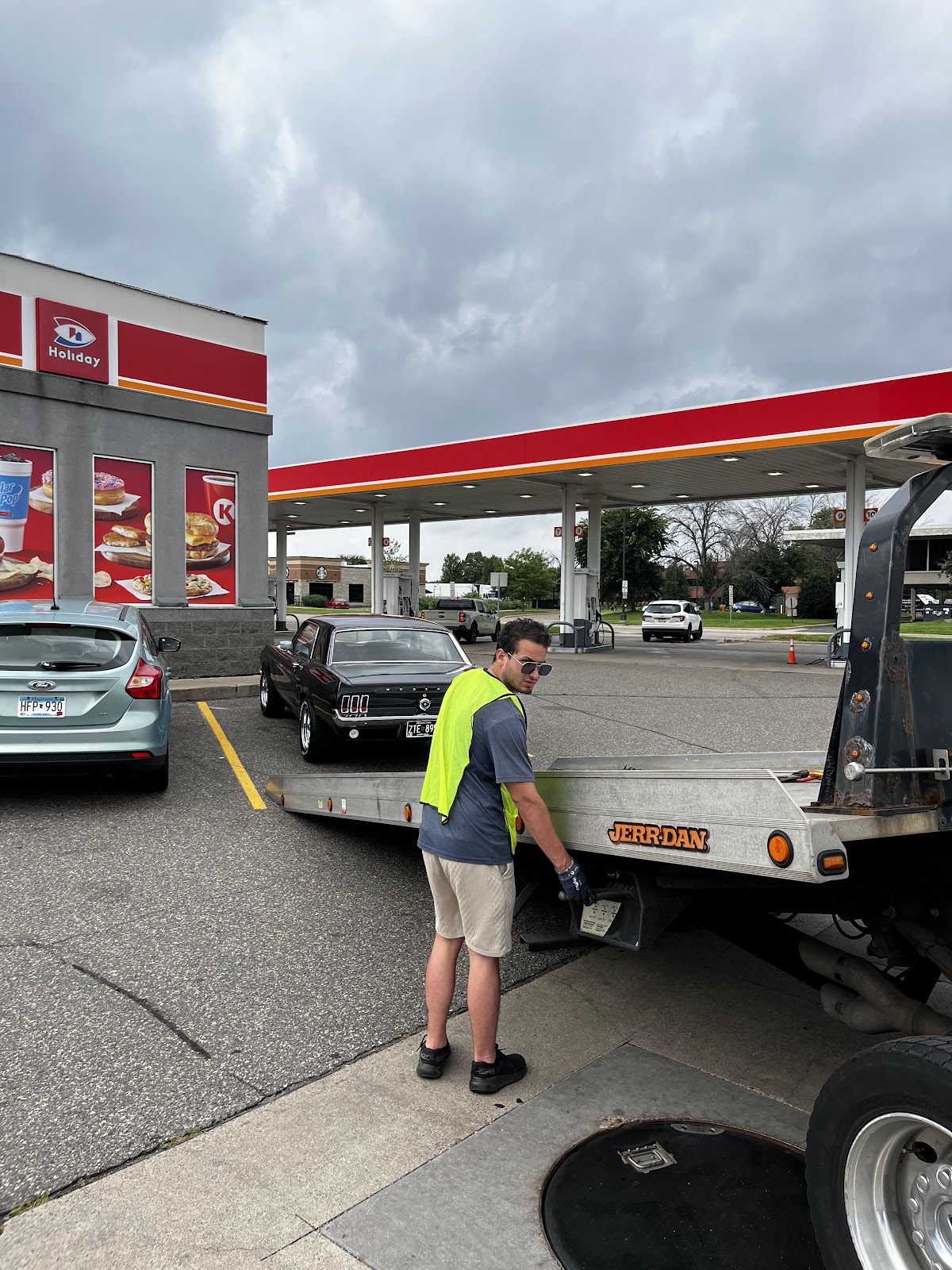 AMG Towing LLC roadside service in Minnesota